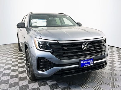2025 Volkswagen Atlas Cross Sport 2.0T SEL R-Line Black