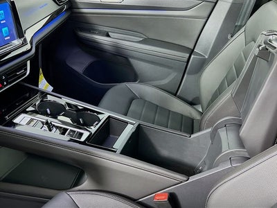 2025 Volkswagen Atlas Cross Sport 2.0T SEL R-Line Black