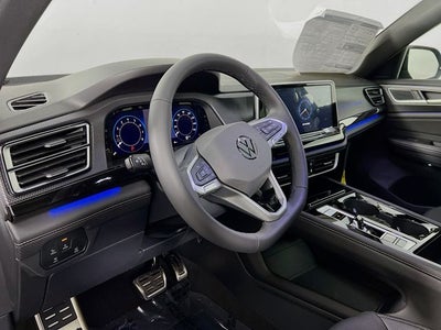 2025 Volkswagen Atlas Cross Sport 2.0T SEL R-Line Black