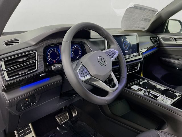 2025 Volkswagen Atlas Cross Sport 2.0T SEL R-Line Black