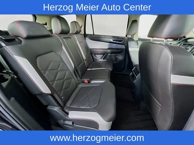 2025 Volkswagen Atlas 2.0T Peak Edition