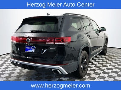 2025 Volkswagen Atlas 2.0T Peak Edition