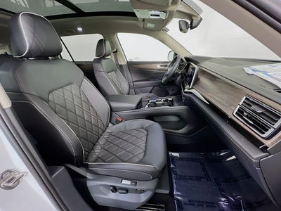 2026 Volkswagen Atlas 2.0T SEL Premium R-Line