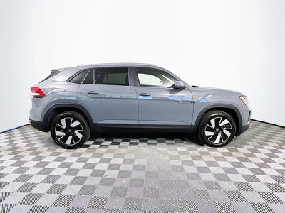 2025 Volkswagen Atlas Cross Sport 2.0T SE w/Technology