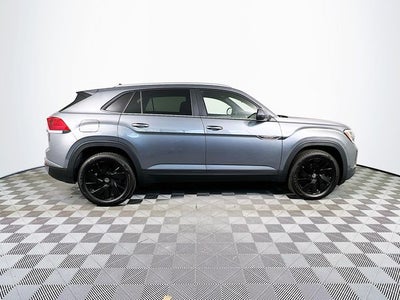 2025 Volkswagen Atlas Cross Sport 2.0T SE w/Technology