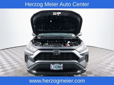 2019 Toyota RAV4 LE