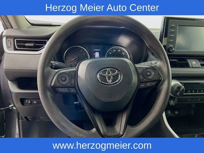 2019 Toyota RAV4 LE