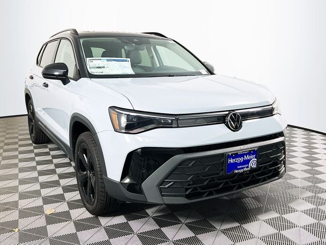 2026 Volkswagen Taos 1.5T SE Black