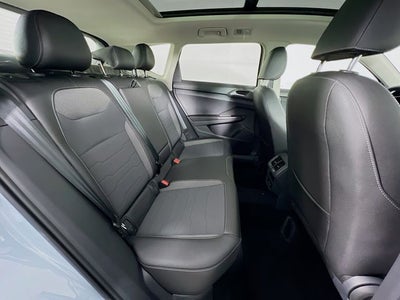 2026 Volkswagen Taos 1.5T SE Black