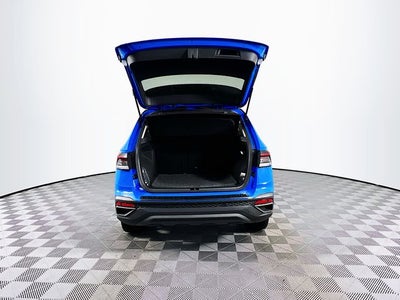 2026 Volkswagen Taos 1.5T SE Black