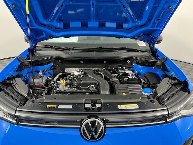 2025 Volkswagen Taos 1.5T SE Black