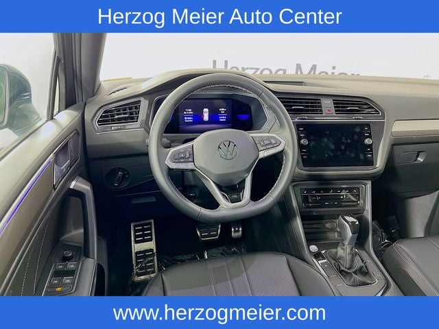 2023 Volkswagen Tiguan 2.0T SE R-Line Black