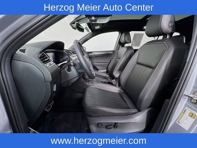 2023 Volkswagen Tiguan 2.0T SE R-Line Black