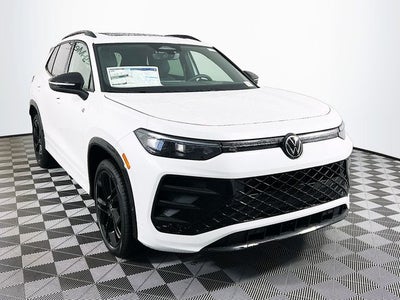 2025 Volkswagen Tiguan 2.0T SE R-Line Black