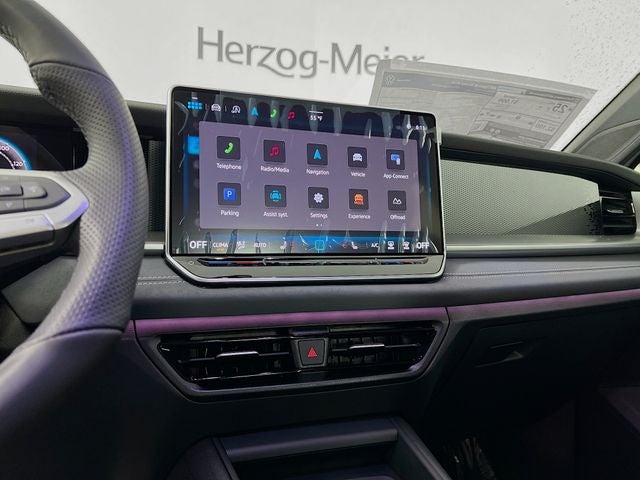 2025 Volkswagen Tiguan 2.0T SE R-Line Black