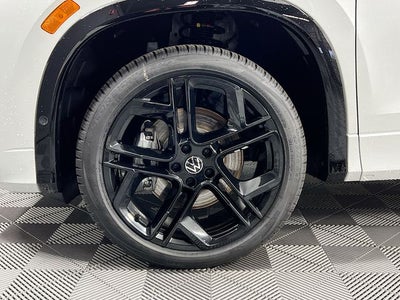 2026 Volkswagen Tiguan 2.0T SE R-Line Black