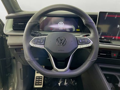 2026 Volkswagen Tiguan 2.0T SE R-Line Black