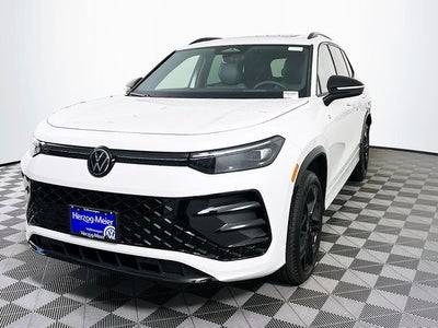 2025 Volkswagen Tiguan 2.0T SE R-Line Black
