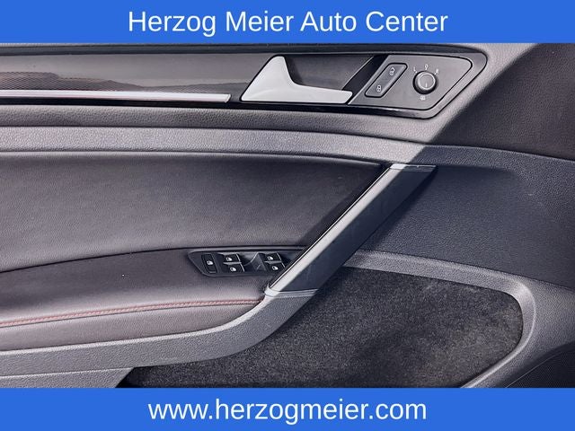 2016 Volkswagen Golf GTI SE