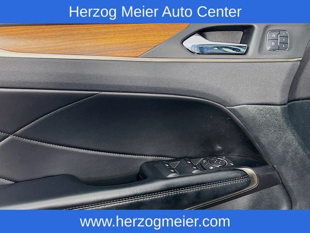 2017 Lincoln MKC Reserve