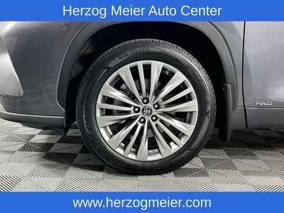 2021 Toyota Highlander Hybrid Platinum