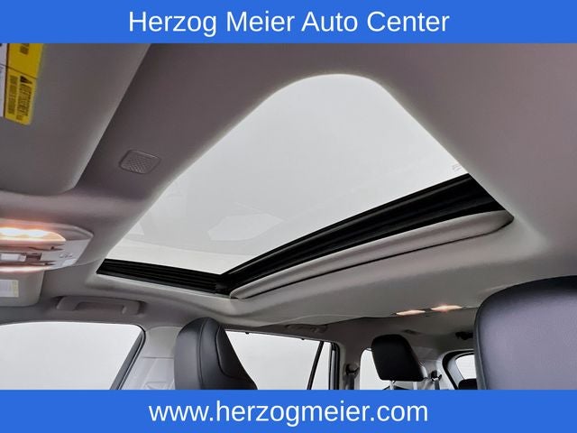 2020 Toyota Highlander Hybrid XLE