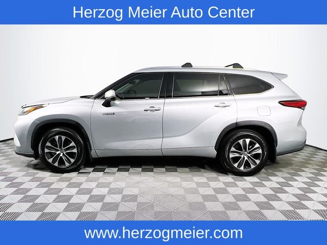 2020 Toyota Highlander Hybrid XLE