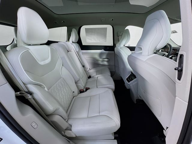 2025 Volvo EX90 Plus 7-Seater 7-Seater