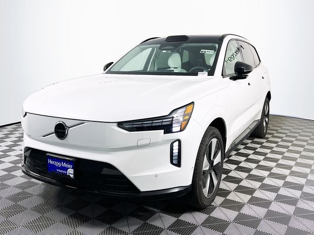 2025 Volvo EX90 Plus 7-Seater 7-Seater