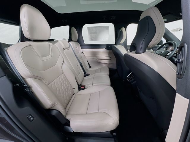 2025 Volvo EX90 Twin Motor Performance Ultra 7-Seater