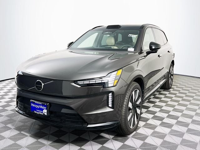 2025 Volvo EX90 Twin Motor Performance Ultra 7-Seater