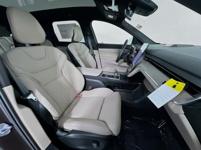 2025 Volvo EX90 Twin Motor Performance Ultra 7-Seater