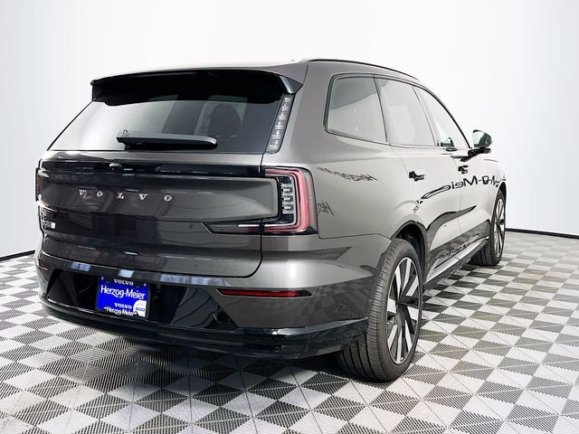 2025 Volvo EX90 Twin Motor Performance Ultra 7-Seater