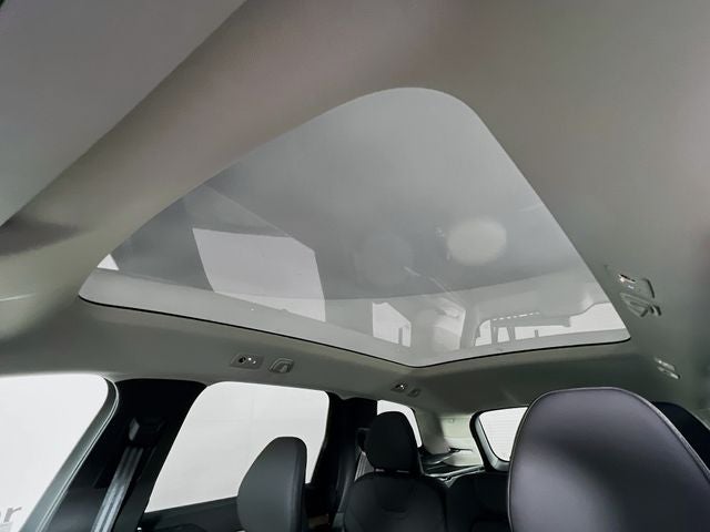 2025 Volvo EX90 Twin Motor Ultra 7-Seater