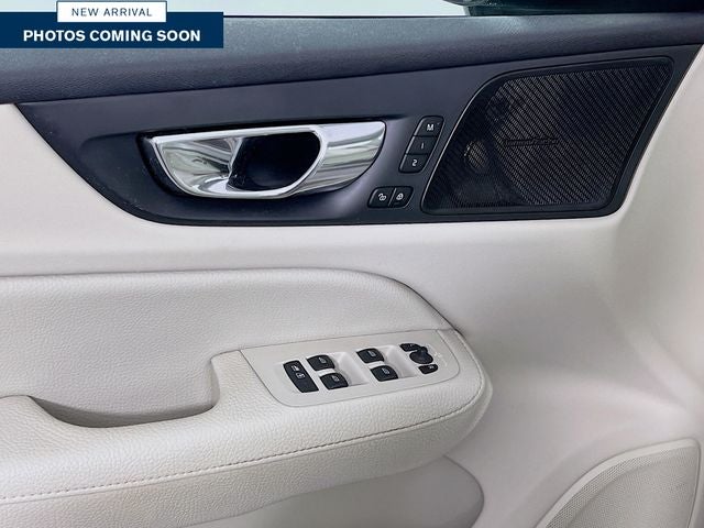 2021 Volvo S60 T5 Momentum