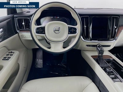 2021 Volvo S60 T5 Momentum