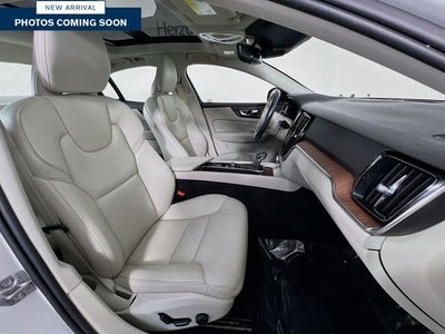 2021 Volvo S60 T5 Momentum
