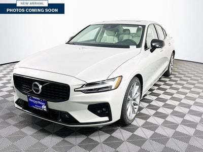 2021 Volvo S60 T5 Momentum