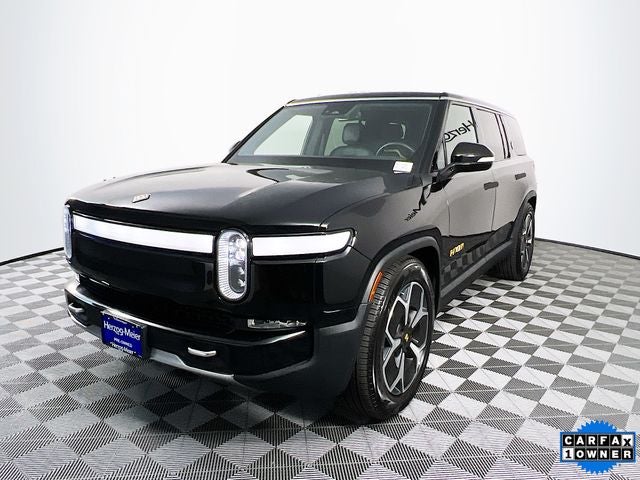 2023 Rivian R1S Adventure