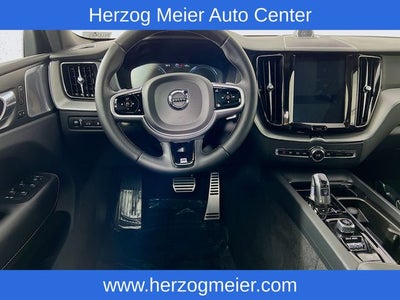 2019 Volvo XC60 Hybrid T8 R-Design