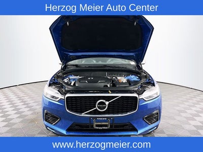 2019 Volvo XC60 Hybrid T8 R-Design