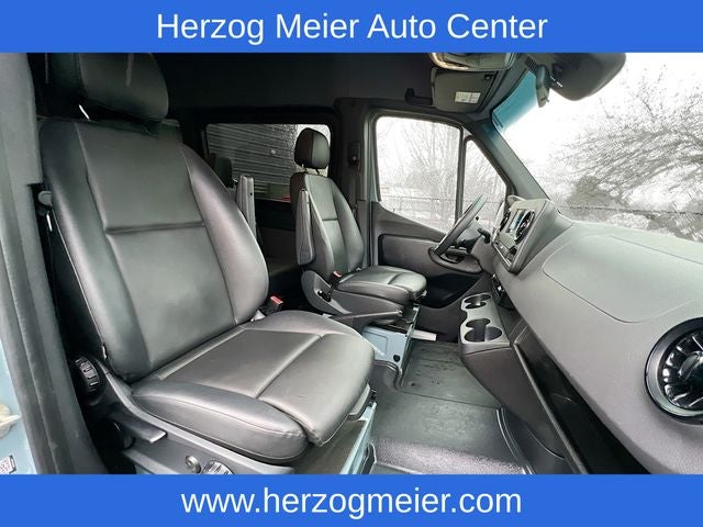 2023 Mercedes-Benz Sprinter 2500 Passenger 144 WB