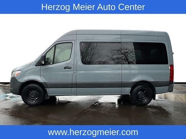 2023 Mercedes-Benz Sprinter 2500 Passenger 144 WB