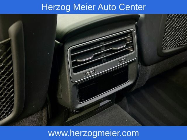 2025 Audi Q7 45 Premium Plus quattro