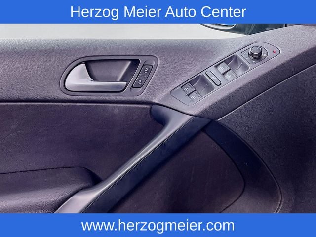 2016 Volkswagen Tiguan S 4Motion