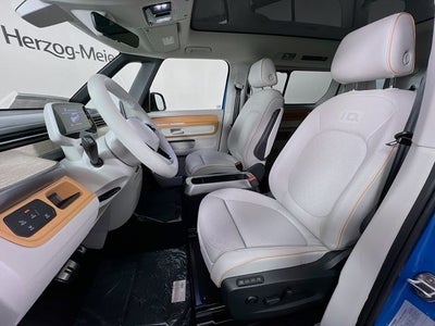 2025 Volkswagen ID. Buzz Pro S Plus