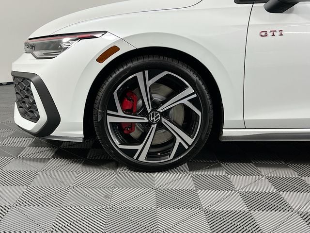 2025 Volkswagen Golf GTI 2.0T SE