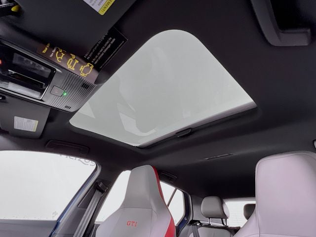 2025 Volkswagen Golf GTI Autobahn