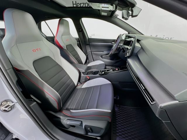 2026 Volkswagen Golf GTI Autobahn