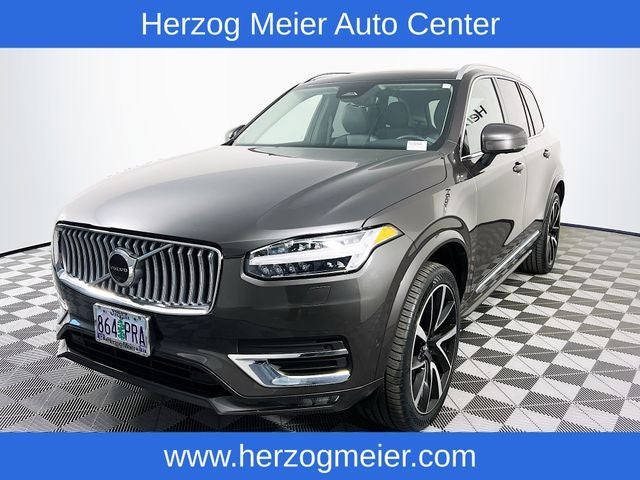 2024 Volvo XC90 B6 Plus Bright Theme 6-Seater